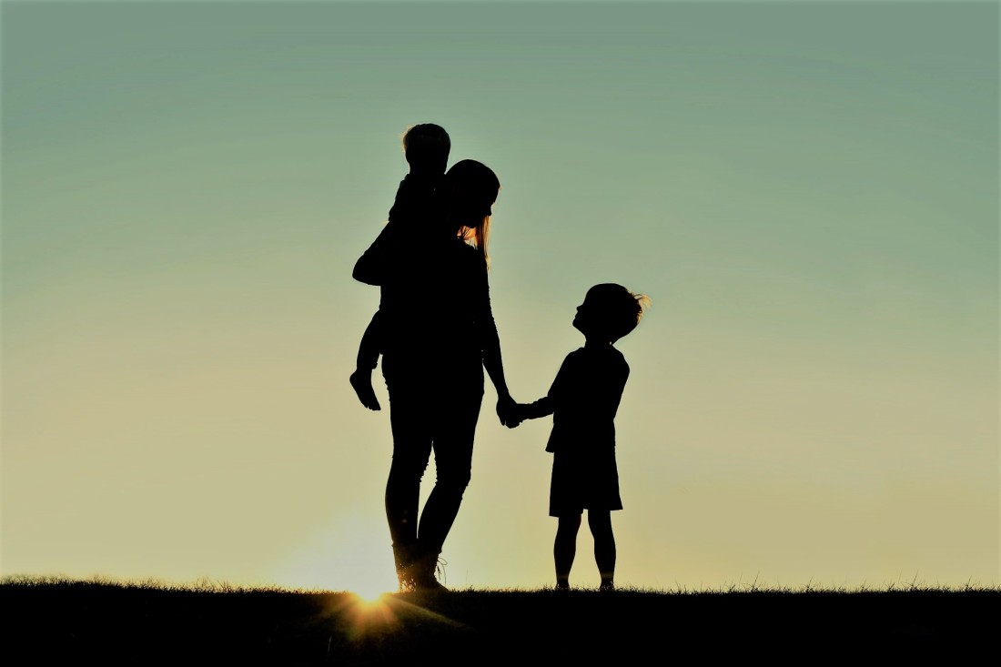 bigstock-Silhouette-Of-Mother-And-Young-87145541 (2)